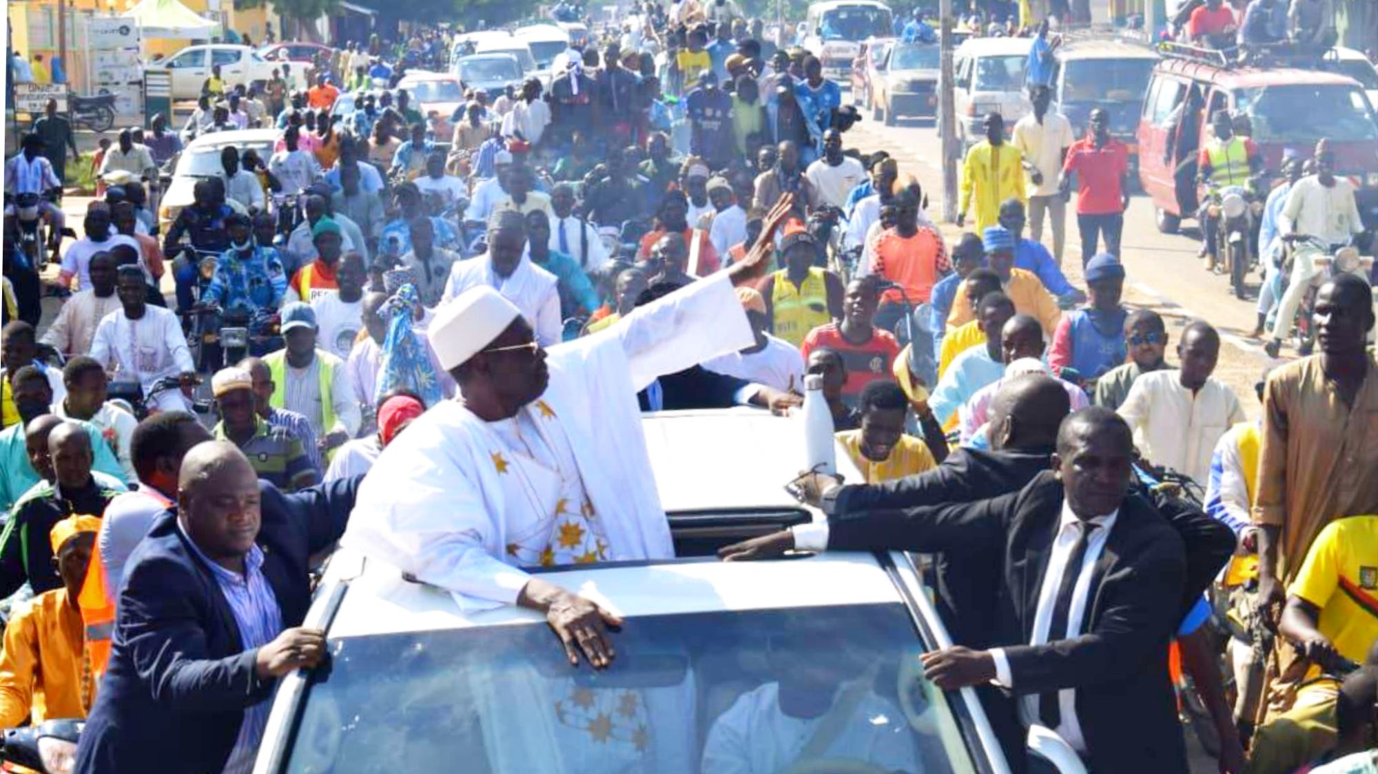 Présidentielles au Cameroun: le camp Tchiroma revendique la victoire ...